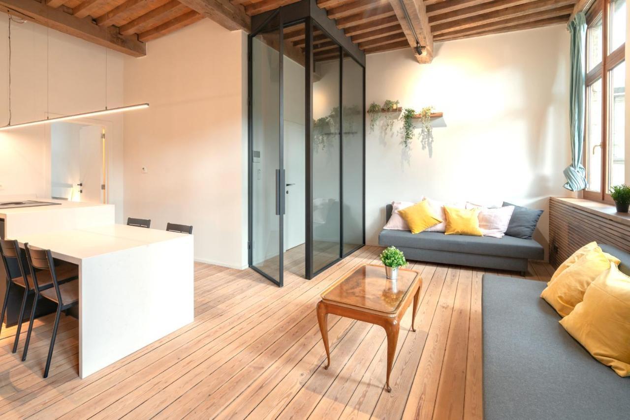 The Hendrik Square Apartments แอนต์เวิร์ป ภายนอก รูปภาพ